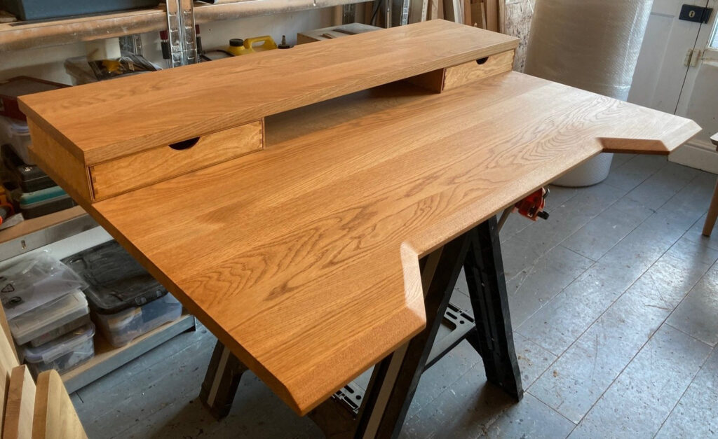 Gaming desk top