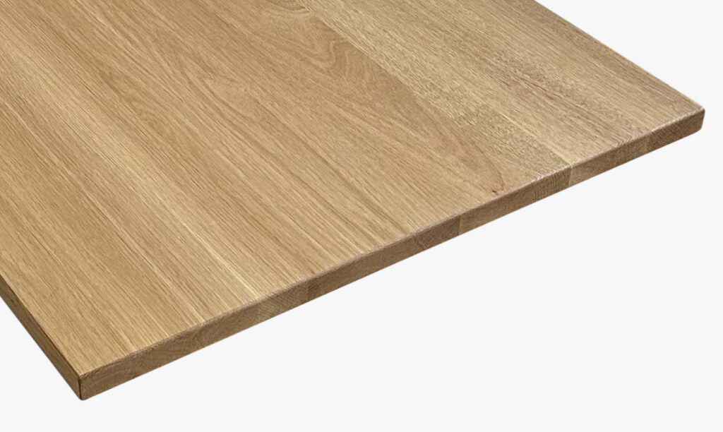 End grain on a solid oak table top showing the growth rings