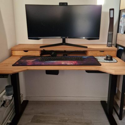 gaming_desk